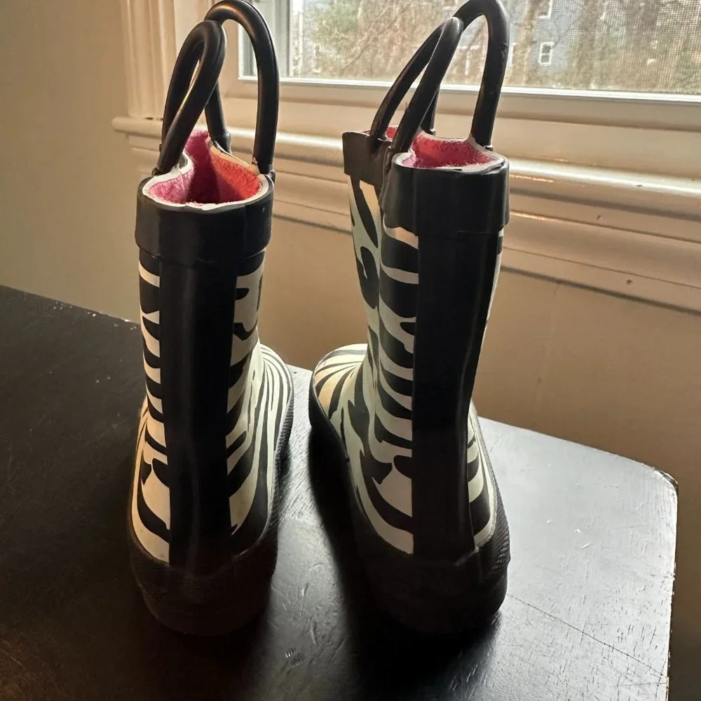 EUC Amy Coe Toddler Girls Zebra Raincoat Sz 12 mos & Rain Boots Sz 6
